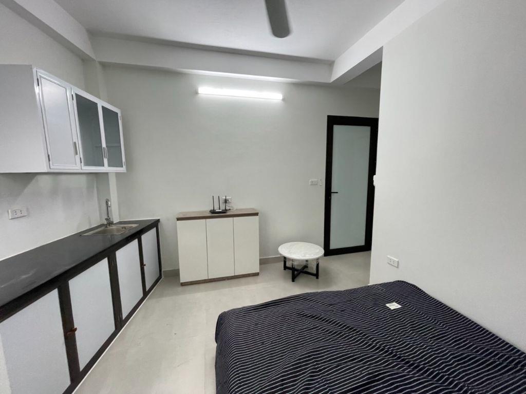 Siêu Hot!CCMN Quang Tiến,Đại Mỗ 50m2x8T thang máy,oto đỗ cửa,dòng tiền ổn định,rẻ nhất khu 11,6 tỷ