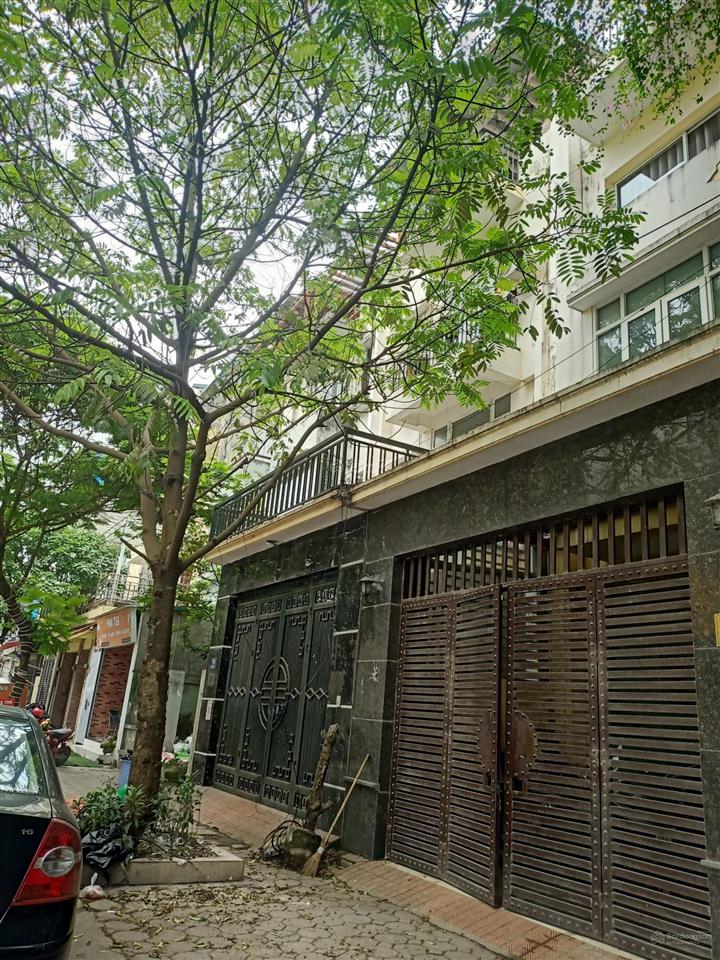 Bán nhà mặt phố vạn phúc kéo dài sđ 100m2 x 5t, mt 4,5m giá 39 tỷ.  0936 011 ***