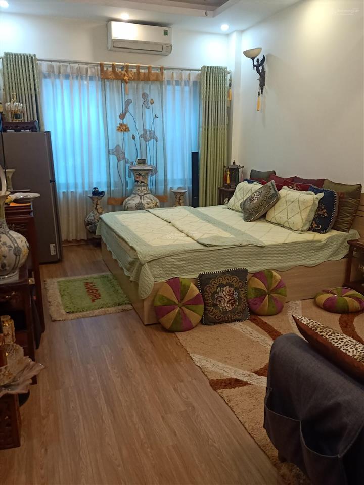 Bán nhà mặt phố vạn phúc kéo dài sđ 100m2 x 5t, mt 4,5m giá 39 tỷ.  0936 011 ***