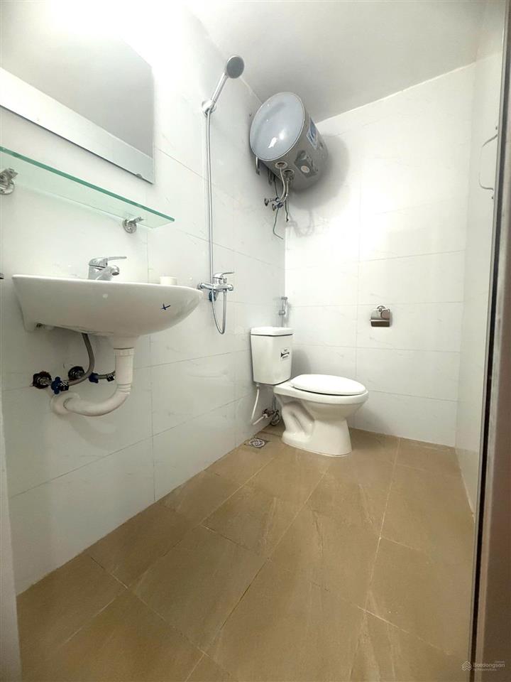 Cho thuê nhà chung cư phố đội cấn liễu giai dt 120m², 3pn, 1pk, bkk giá 15tr/th.  0936 011 ***