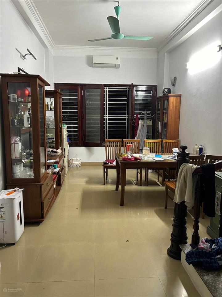 Bán nhà ngõ phố yên hoà 56m2, 4 tầng