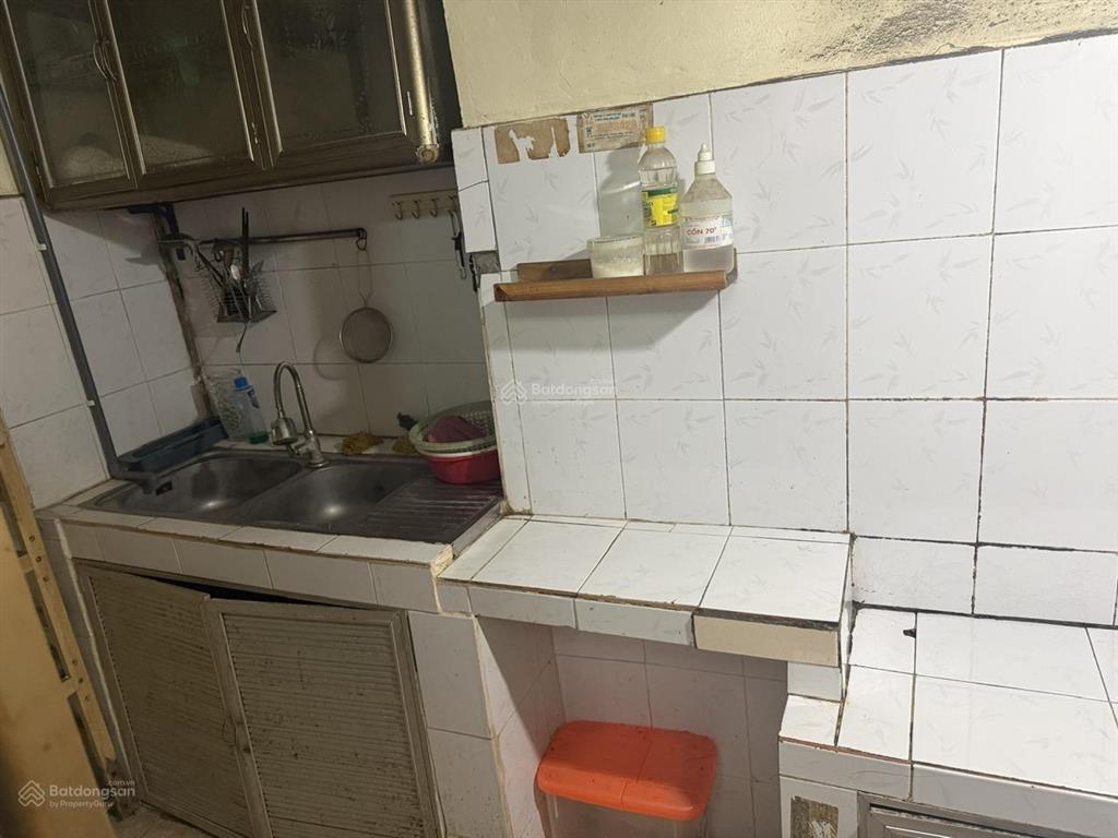Chính chủ cho thuê căn 307 tập thể e3 thái thịnh, nhà sẵn đồ, vào ở ngay