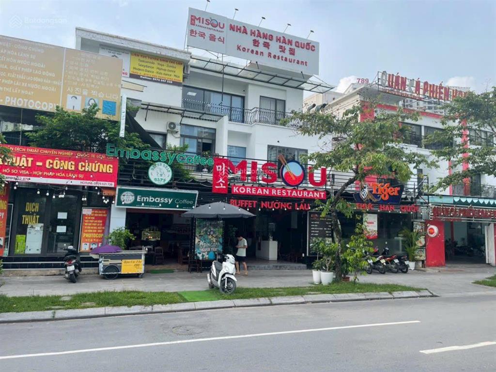 Bán biệt thự ngoại giao đoàn  tây hồ tây. vị trí đẹp, kinh doanh. giá cực tốt.  0985 135 ***