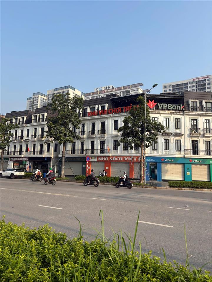 Cho thuê nhà mặt phố hoàng minh thảo embassy garden 124m2, 4tầng, mt 6.2m vị trí đắc địa