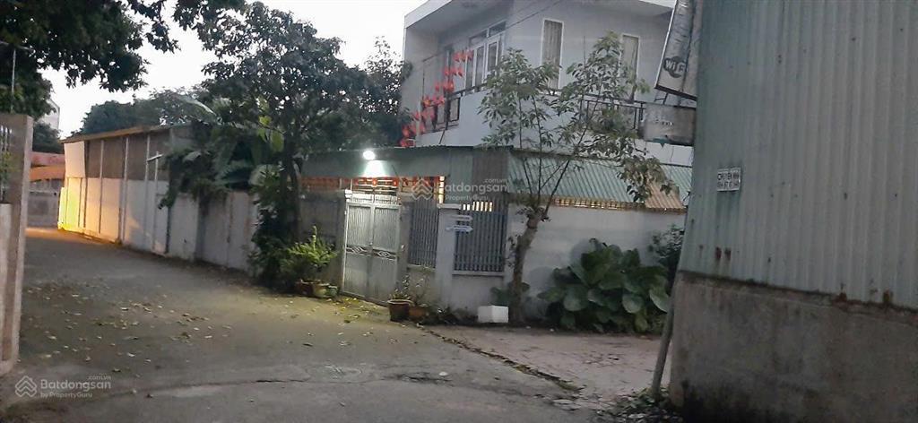 Cho thuê kho 400m² đường phạm ngọc thạch, tp. hcm xe container vào tận kho, giá chỉ 20 tr/th