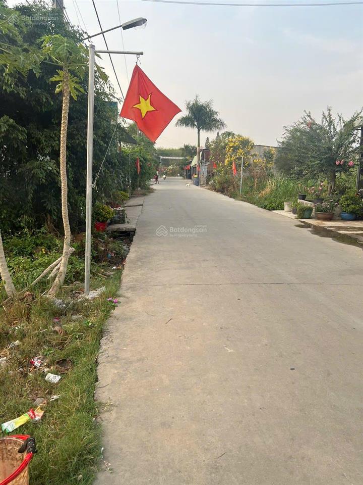 Mình cấn cần bán nhanh lô đất 600m² để định cư nước ngoài. tại tân uyên  tp hồ chí minh
