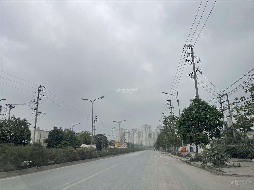 Chuyển nhượng kho nhà xưởng cụm công nghiệp lại yên  hoài đức  hn dt 6300m2, 0988 529 ***