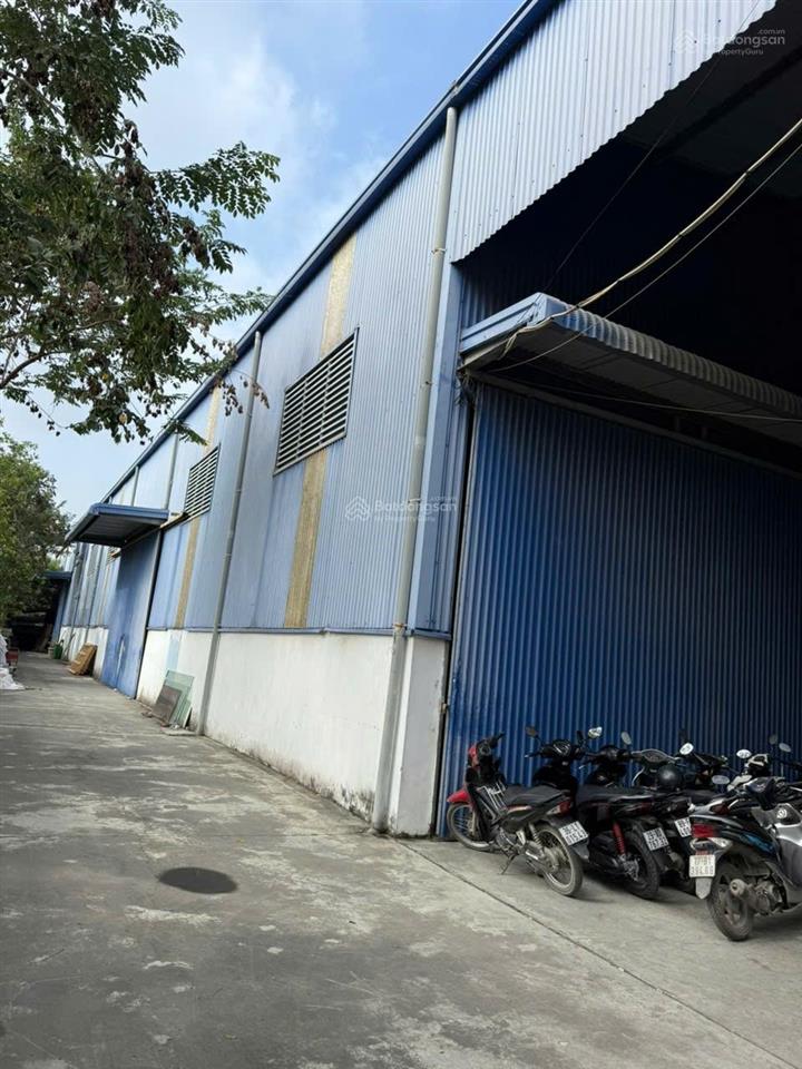 Bán kho nhà xưởng cụm công nghiệp lại yên, hoài đức dt 4400m2 vip víp  0988 529 ***