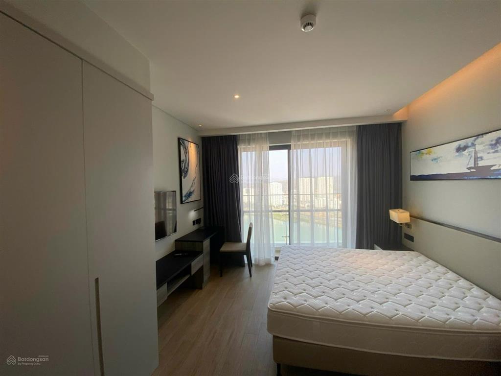 Bán căn studio tầng 20 . diện tích 33m. view biển. toà citadins hạ long. sổ đỏ chính chủ .