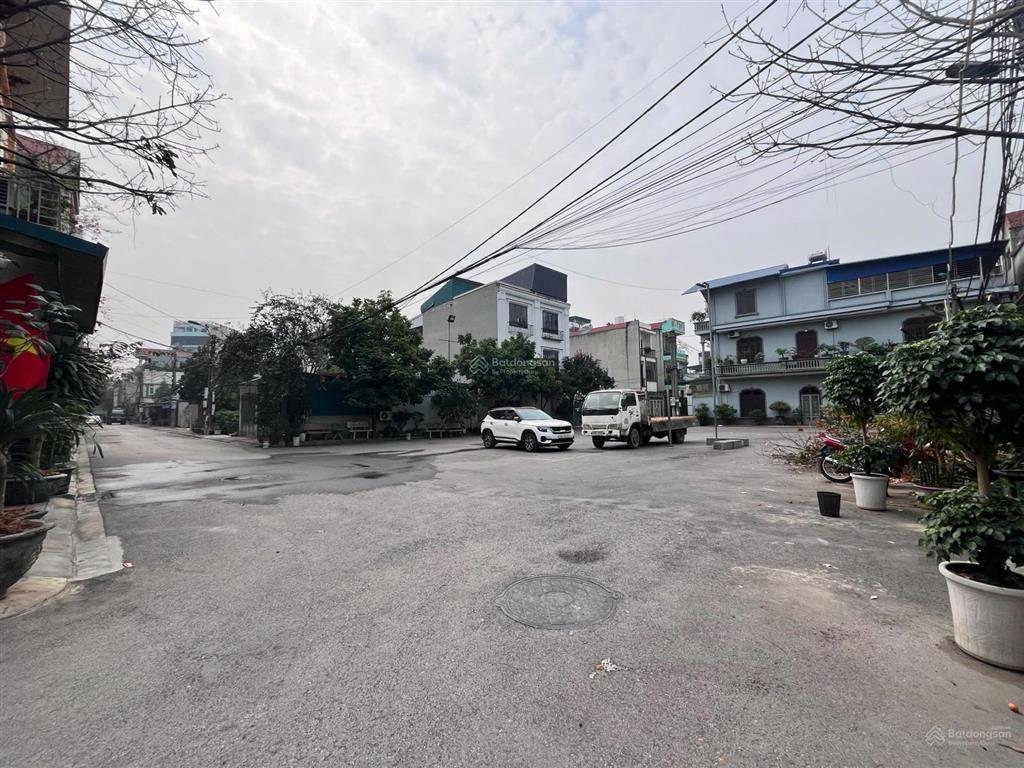 Bán gấp lô đất 81m2 gần viện 109, đã có sổ, giá chỉ 2.45 tỷ có thương lượng.  0963 066 ***