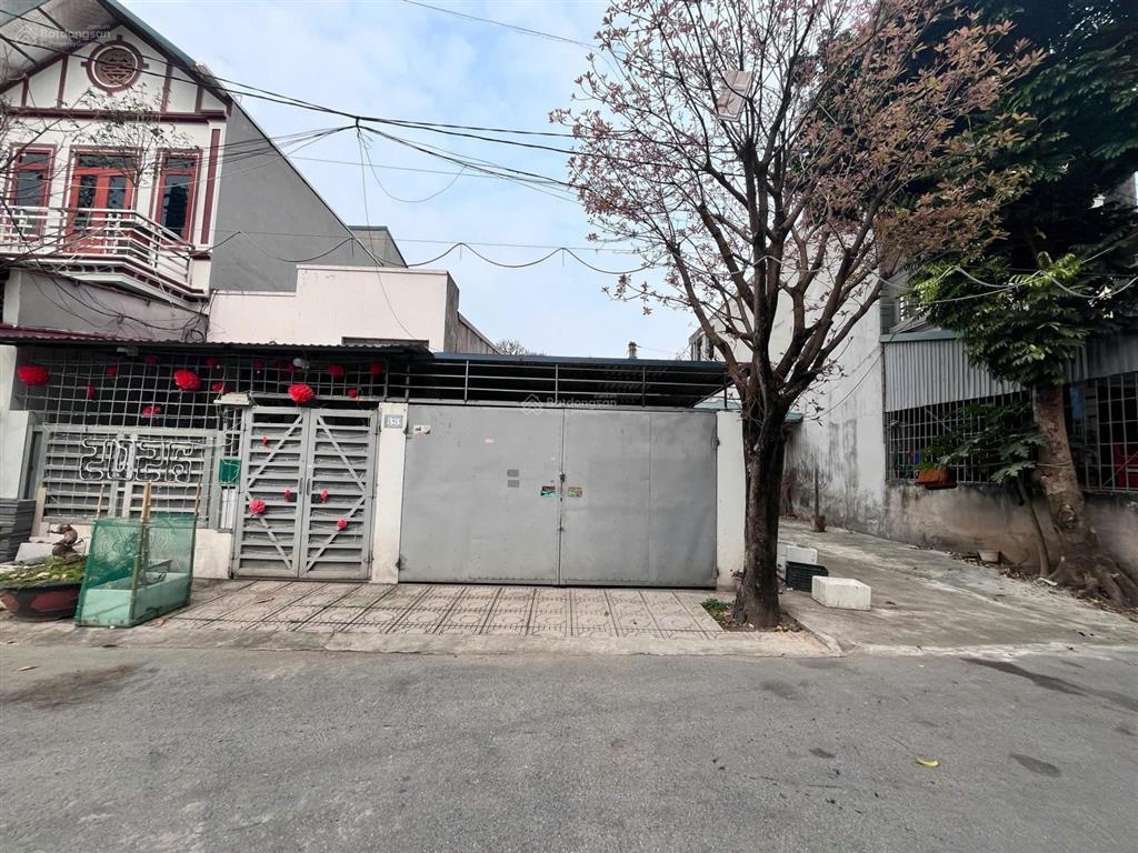 Bán gấp lô đất 81m2 gần viện 109, đã có sổ, giá chỉ 2.45 tỷ có thương lượng.  0963 066 ***