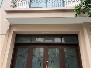 Cần bán gấp, chính chủ bán liền kề cọ xanh 56m2 giá 8,5 tỷ bao tên, gần trường học vinschool