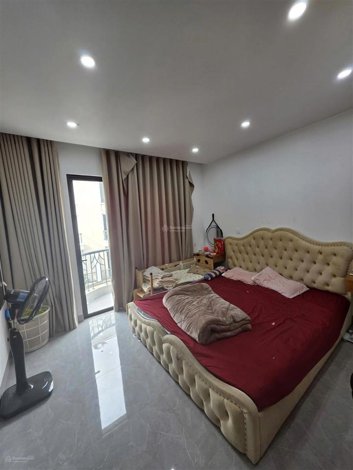 Hoàn thiện 5 tầng có thang máy giá 9,3 tỷ, 56m², khu cọ xanh oceanpark2