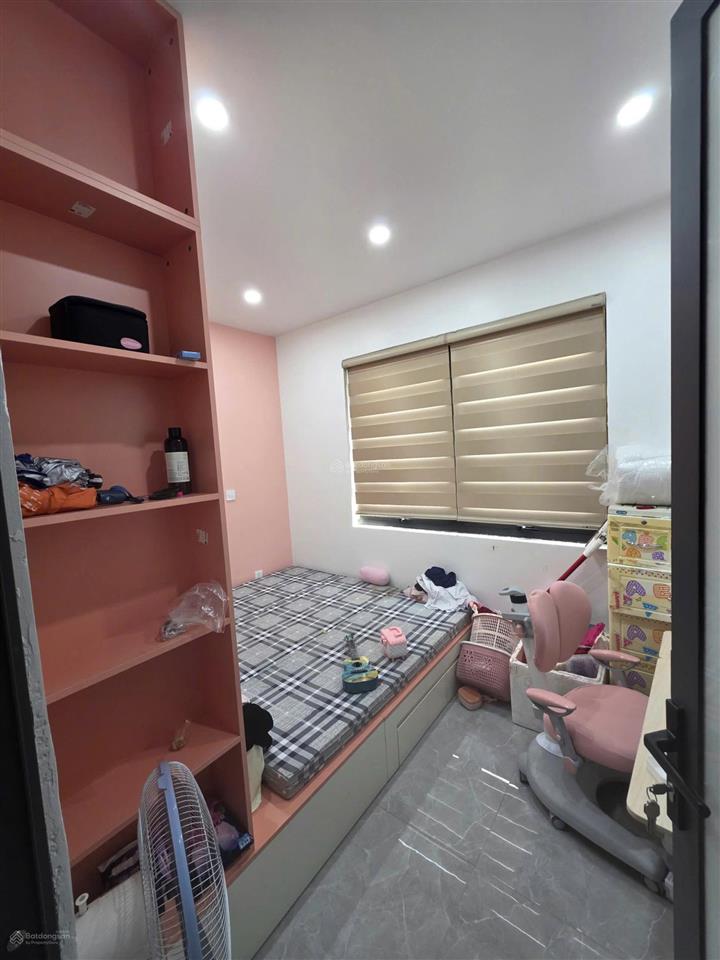 Hoàn thiện 5 tầng có thang máy giá 9,3 tỷ, 56m², khu cọ xanh oceanpark2