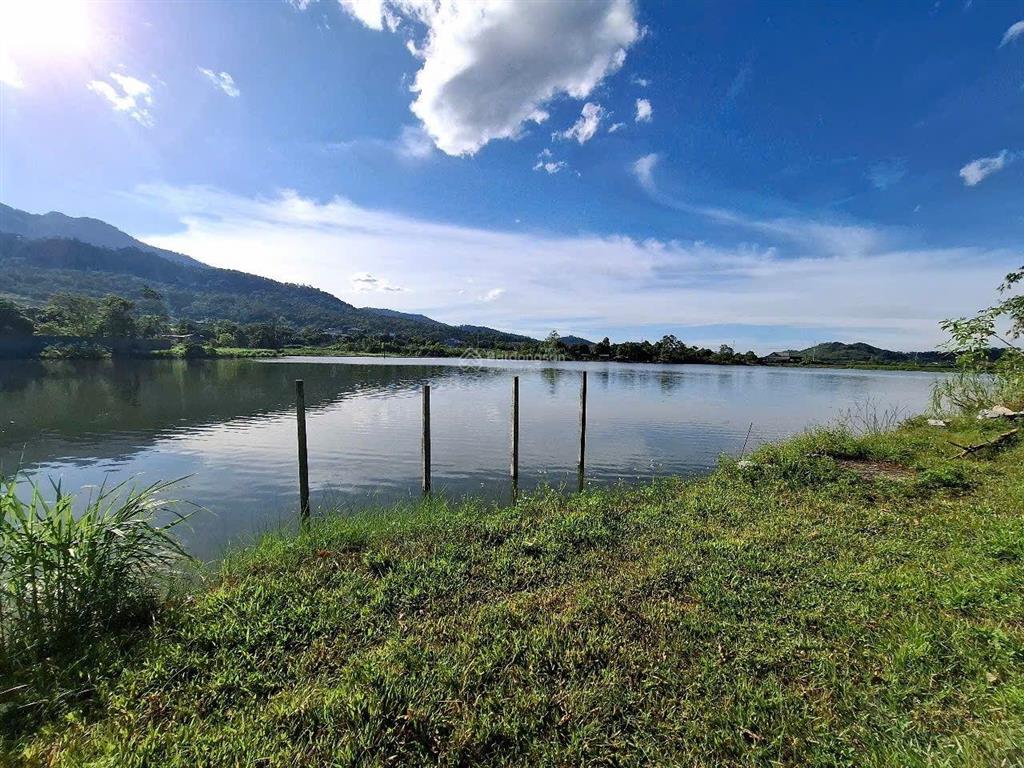 Bán lô đất nghỉ dưỡng siêu đẹp tại ba vì, 316m2, 2 mặt đường view hồ, view núi 2 tỷ