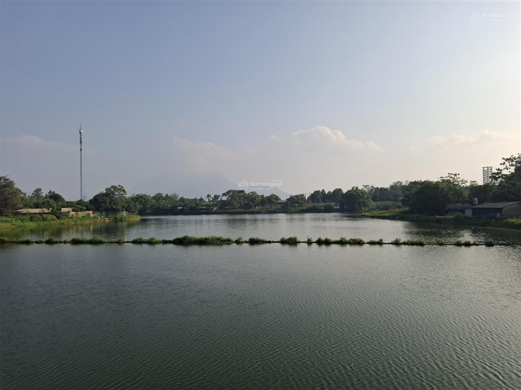 Siêu phẩm view, bám hồ quảng oai ba vì | diện tích lớn giá đầu tư hấp dẫn. 1400m2, giá 4,5tr/m2