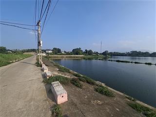 Siêu phẩm view, bám hồ quảng oai ba vì | diện tích lớn giá đầu tư hấp dẫn . 1400m2, giá 4,5tr/m2