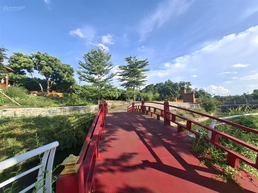 Biệt phủ nhà gỗ quý trên khuôn viên 9.500m2 suối hai, hà nội, giá nhỉnh 20 tỷ