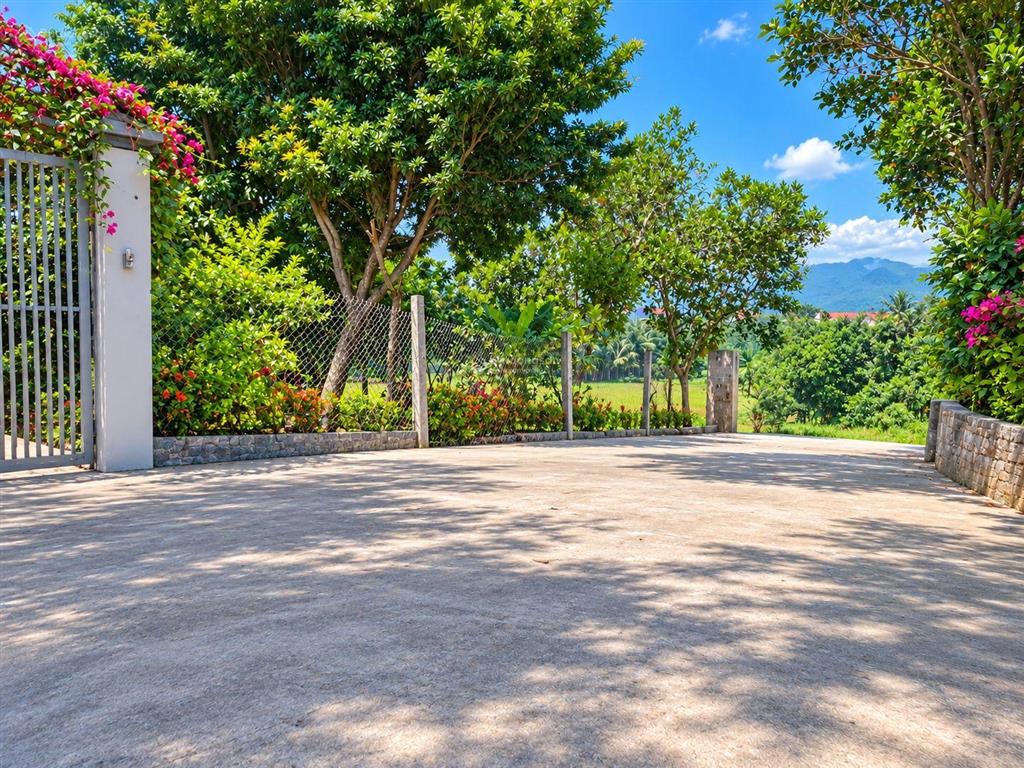 Bán 1.400m² đất trung tâm xã ba vì view hồ, đồng ruộng, núi đồi nhỉnh 2 tỷ