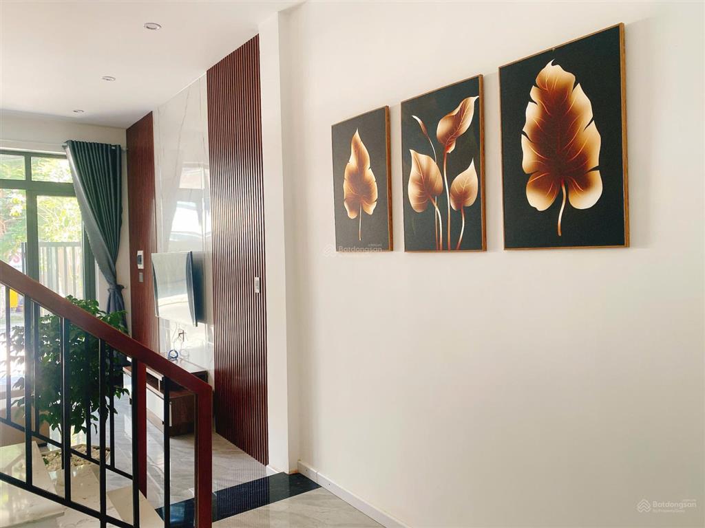 Bán nhà 3 tầng full nội thất đường nguyễn xuân hữu, cẩm lệ, đà nẵng, đang cho thuê 12 tr/ tháng