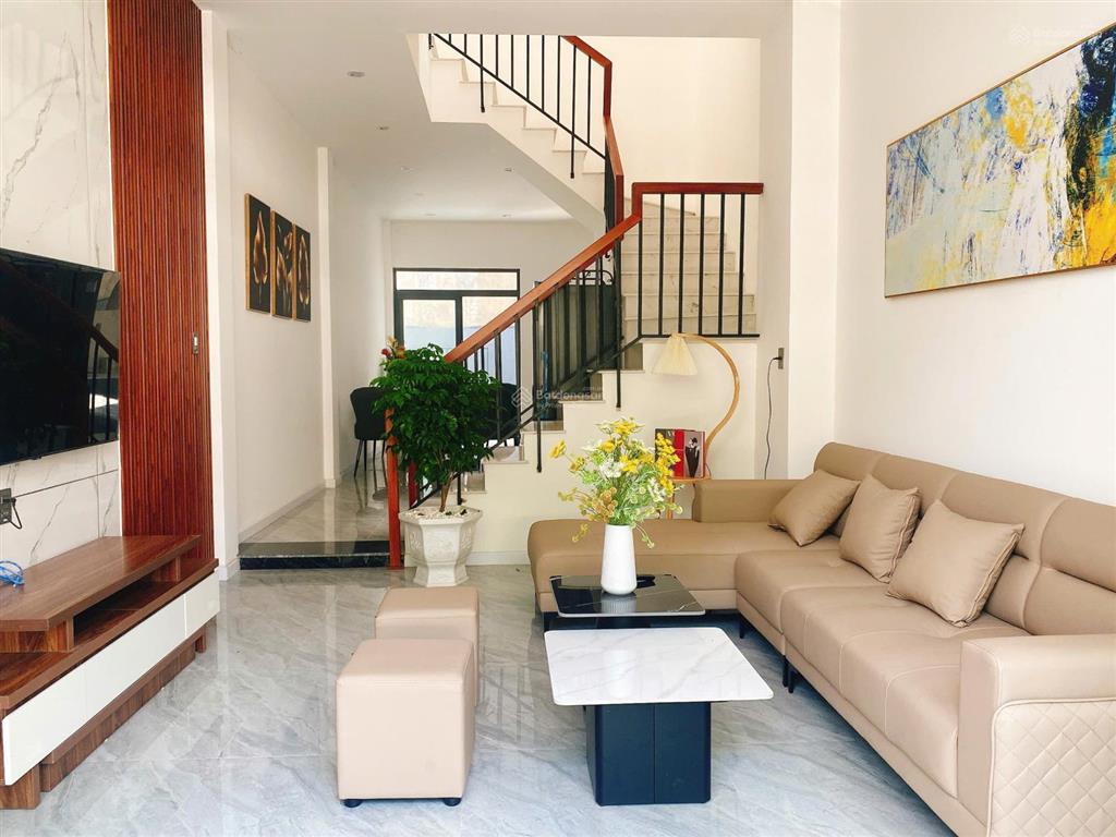 Bán nhà 3 tầng full nội thất đường nguyễn xuân hữu, cẩm lệ, đà nẵng, đang cho thuê 12 tr/ tháng