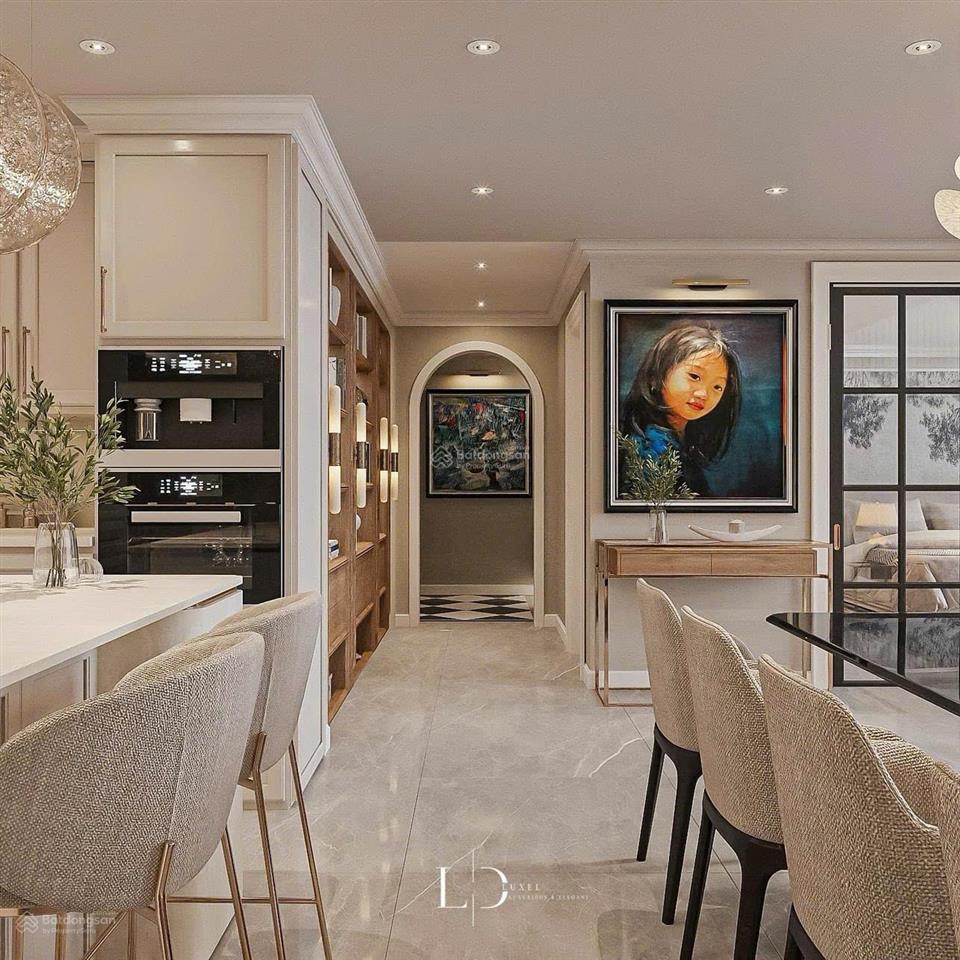 Chính chủ cần bán hoa hậu đông nam căn 06 penthouse view 2 công viên 238m2
