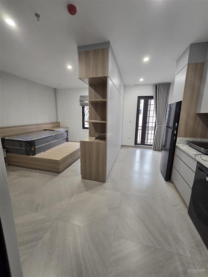 Bán tòa nhà 15 phòng ngõ phùng chí kiên. diện tích 93m x 8 tầng . giá 49.5 tỷ