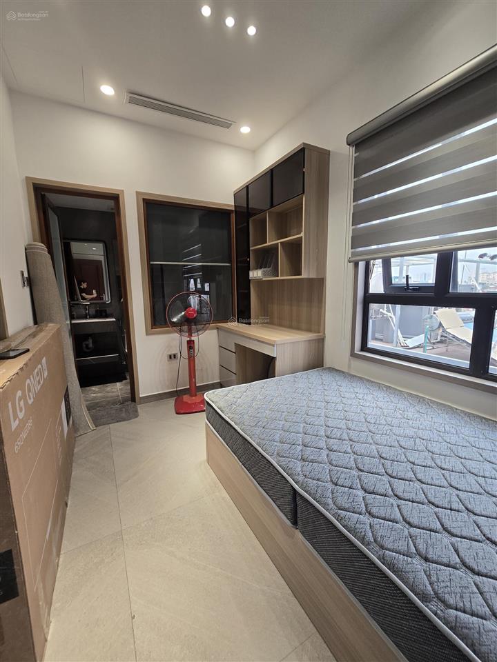 Bán tòa nhà 15 phòng ngõ phùng chí kiên. diện tích 93m x 8 tầng . giá 49.5 tỷ