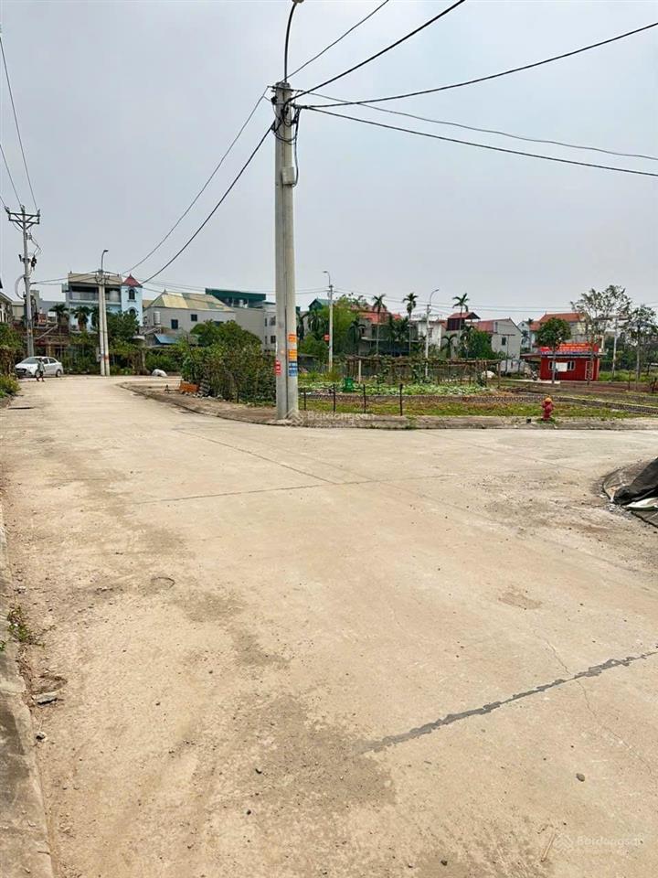 Bán đất đấu giá yên sơn dt 92,5m2, giá chỉ 55 tr/m2  0962 147 ***