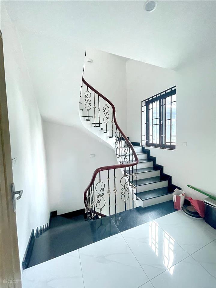 Siêu phẩm mặt phố 5 tầng thang máy, mặt tiền khủng, đội cấn, ba đình, hà nội