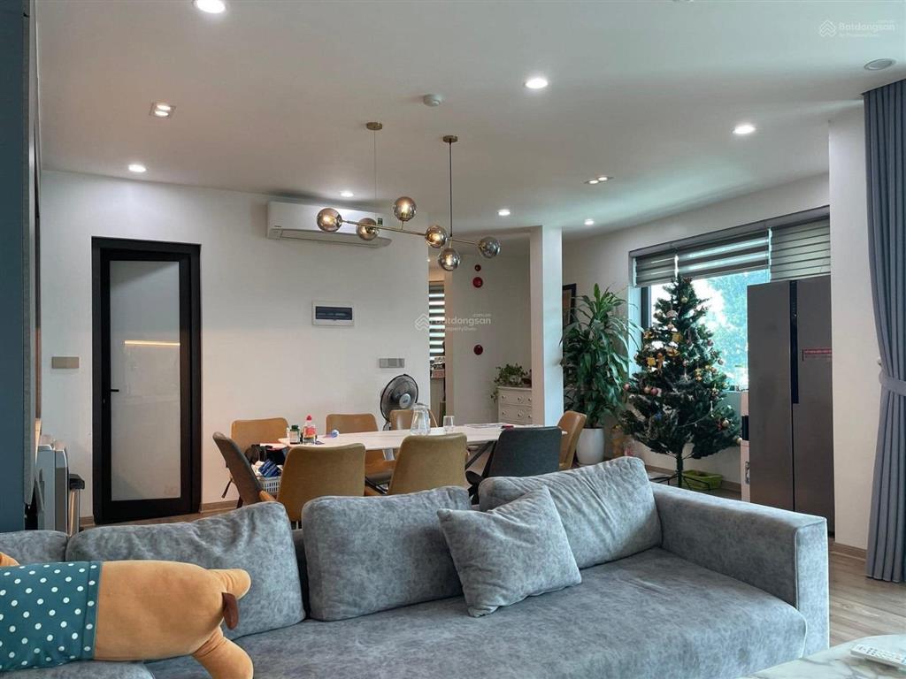 Siêu phẩm mặt phố 5 tầng thang máy, mặt tiền khủng, đội cấn, ba đình, hà nội