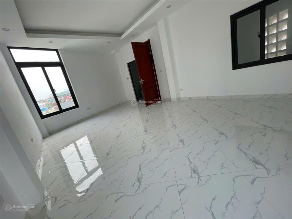 Bán nhà riêng tại võng thị, bưởi, tây hồ, hà nội, giá hot, 52m2 x 7 tầng thang máy, cực hiếm