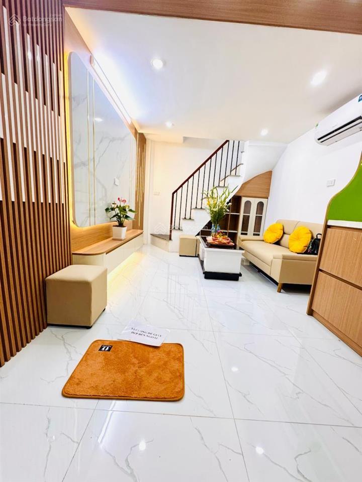 Siêu phẩm nhỉnh 4 tỷ có nhà 20m2 x 5 tầng, lô góc đẹp long lanh, quốc tử giám, đống đa, hà nội.