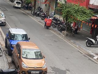 Bán nhà phân lô 124 minh khai dt 95m2 x 5t mt 6.2m giá 400tr/m2, nhà 2 mặt tiền  0982 824 ***