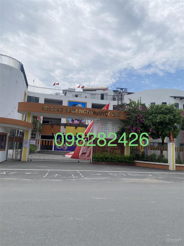 Bán nhà tái định cư ngọc thuỵ dt 50m x3.5t mt 4.2m, giá 19,8 tỷ  0982 824 ***