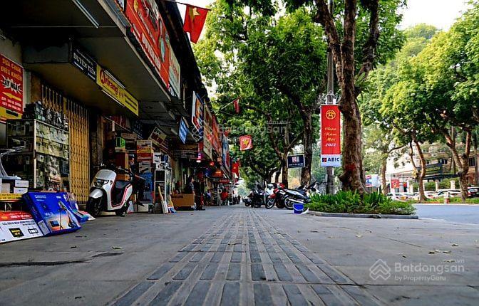 Bán nhà mặt phố trương định, hà nội với diện tích 34m2, 4 tầng, giá thỏa thuận.  0982 824 ***