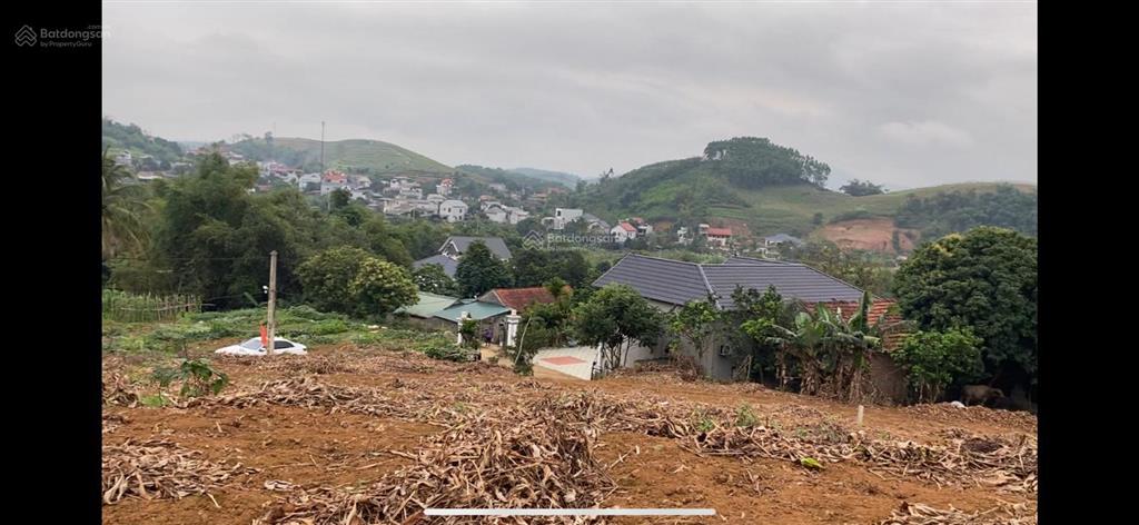 Tôi cần bán 1080m2 đất nghỉ dưỡng sườn đồi, view núi đồi làng mạc cực đẹp. giá chỉ 2.75 tỷ