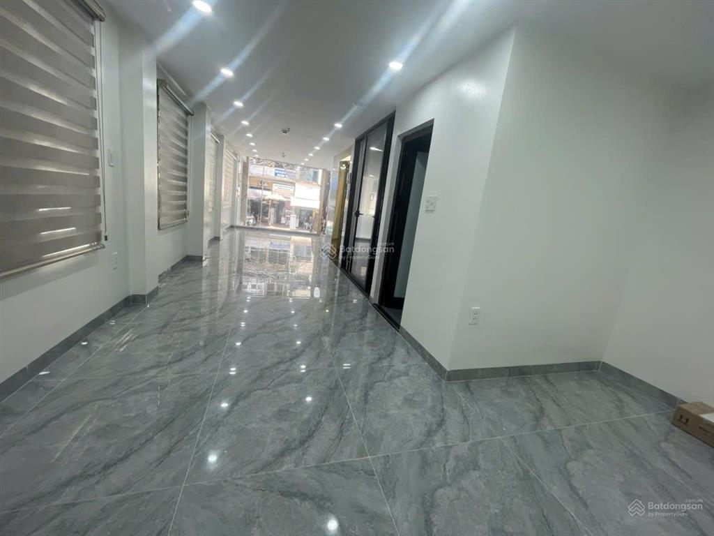 Bán nhà phố la thành 68m²  8 tầng nổi  3 mặt thoáng  vị trí đẹp, nhận diện thương hiệu