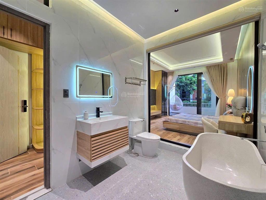 Bán nhà mặt tiền đường phan phu tiên đà nẵng cách biển 200m, dòng tiền 35 triệu/tháng