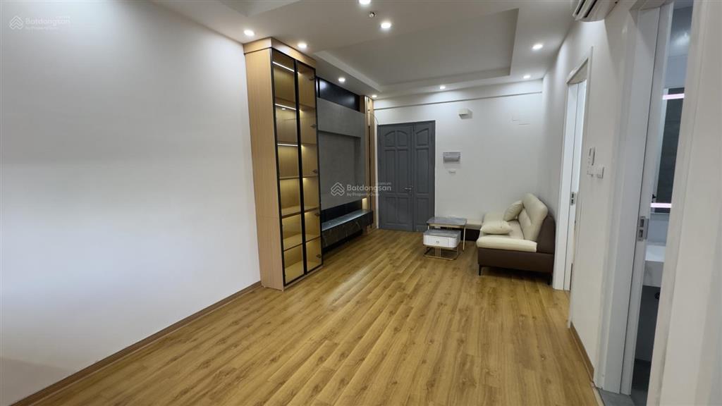 Bán căn hộ cc nằm ở khu đô thị nam trung yên 2 ngủ 2vs giá 4.55tỷ