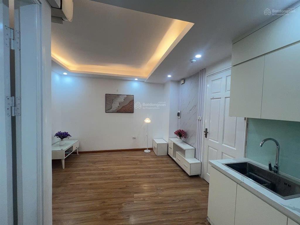 Bán căn hộ ccmn sơn tây kim mã 2 pn 1 pk ô tô cách 15 m