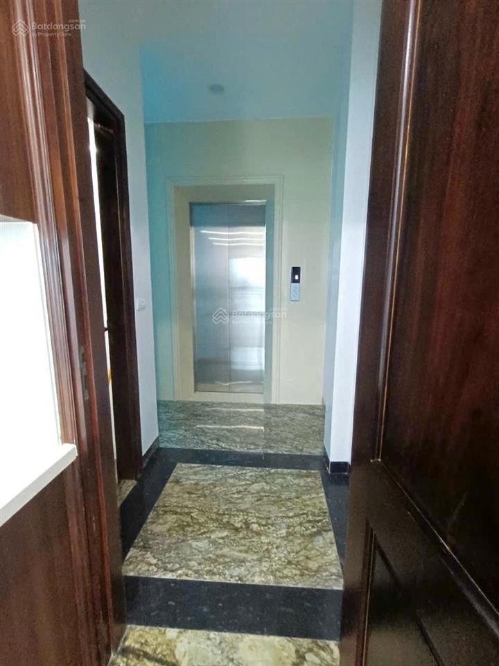 Bán nhà riêng ngõ 245 lạc long quân lô góc 3 thoáng doanh thu 50 tr/ tháng
