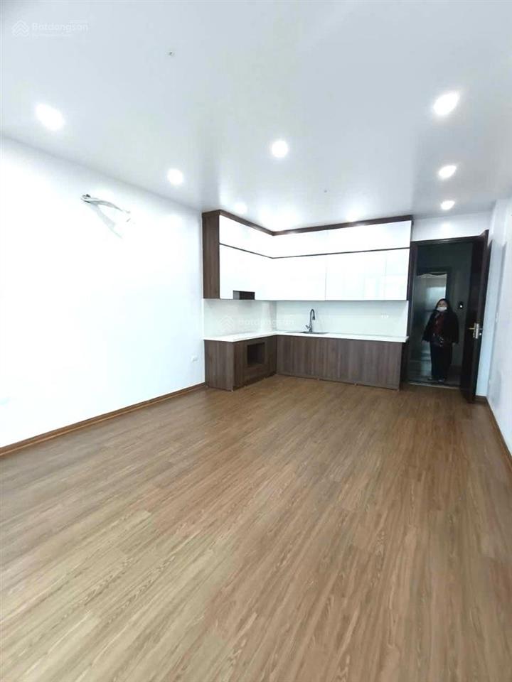 Bán nhà riêng ngõ 245 lạc long quân lô góc 3 thoáng doanh thu 50 tr/ tháng