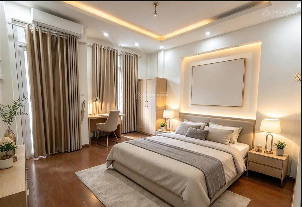 Nhà mặt phố giá ngoại ô  trần quang diệu kinh doanh 50m, 5 tầng x 30 tỷ