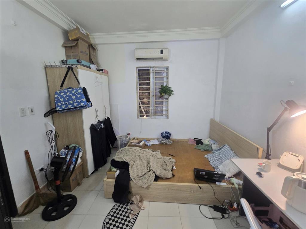 Chỉ 8.5 tỷ có nhà 47m2, 5 tầng, 9 ngủ, tại hồ tùng mậu, cầu giấy, 50m ra phố, nhà đẹp ở ngay