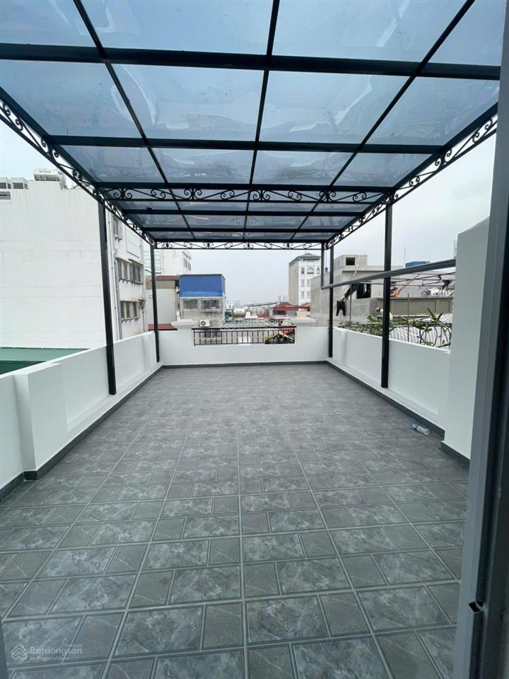 Bán toà nhà 8 tầng phố kim đồng  khu phân lô ngõ thông ô tô tránh có vỉa nhà mới đẹp giá 28.8 tỷ