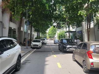 Chính chủ bán lk tt17 kđt văn khê hoàn thiện đẹp 5 tầng