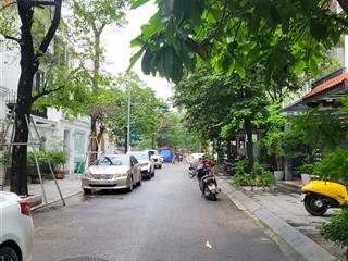 Chính chủ bán bán biệt thự c37 bắc hà dt 145m mặt vườn hoa .hoàn thiện đẹp
