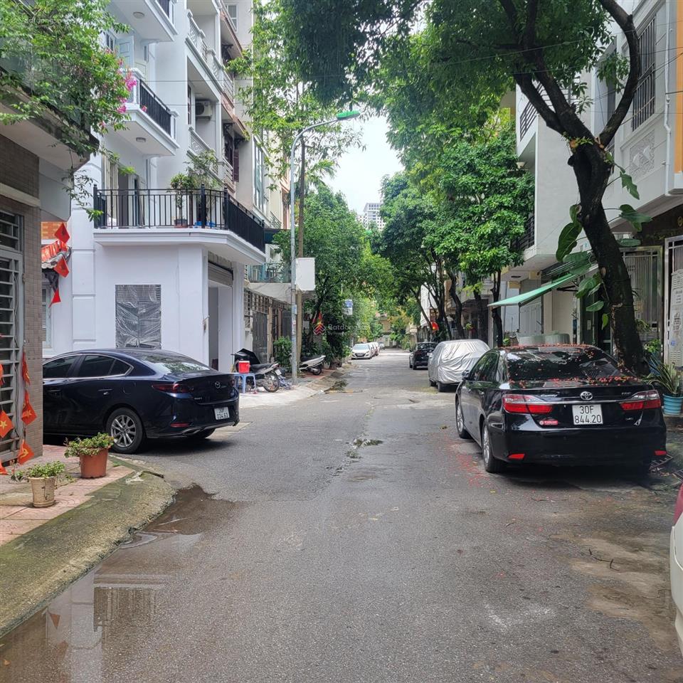 Chính chủ bán liền kề khu đô thị văn quán dẫy tt4c dt 70m giá 20