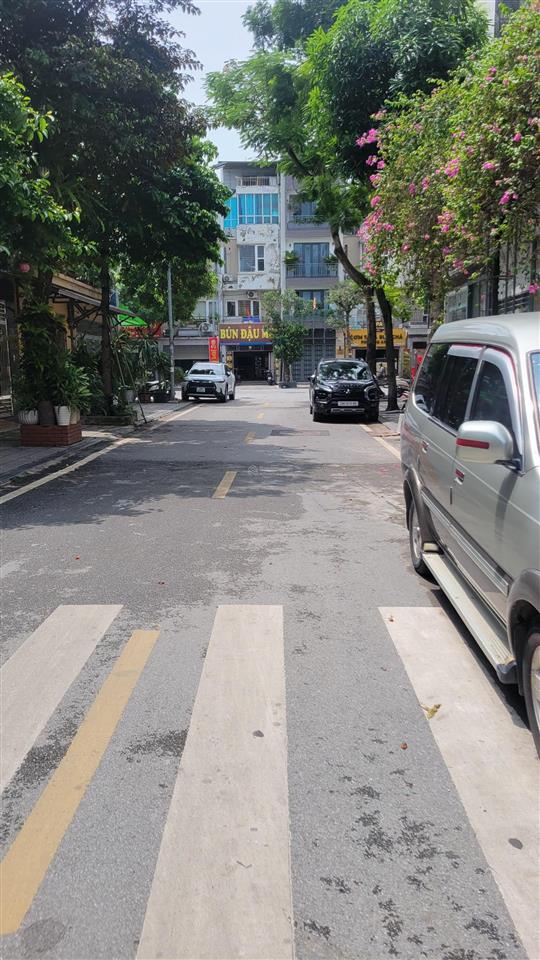 Chính chủ bán lô lk tt26 kđt văn phú dt 90m², hoàn thiện cơ bản 4.5 tầng